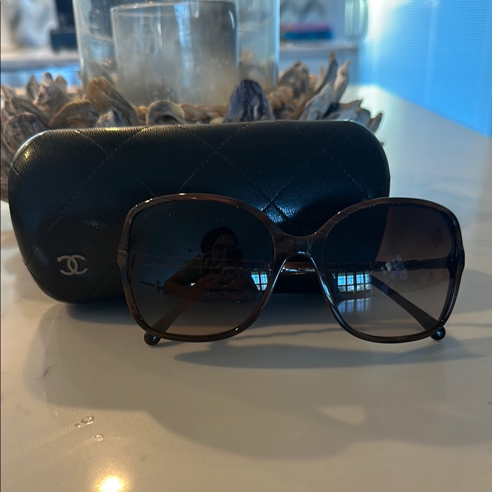 Chanel Black Sunglasses with case